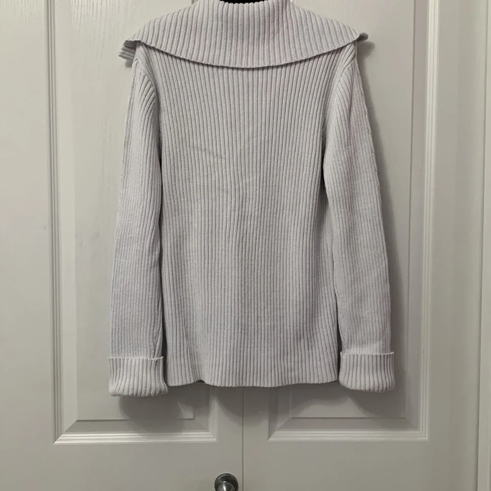 Dalia Collection ladies zip up Sweater - Picture 2 of 13